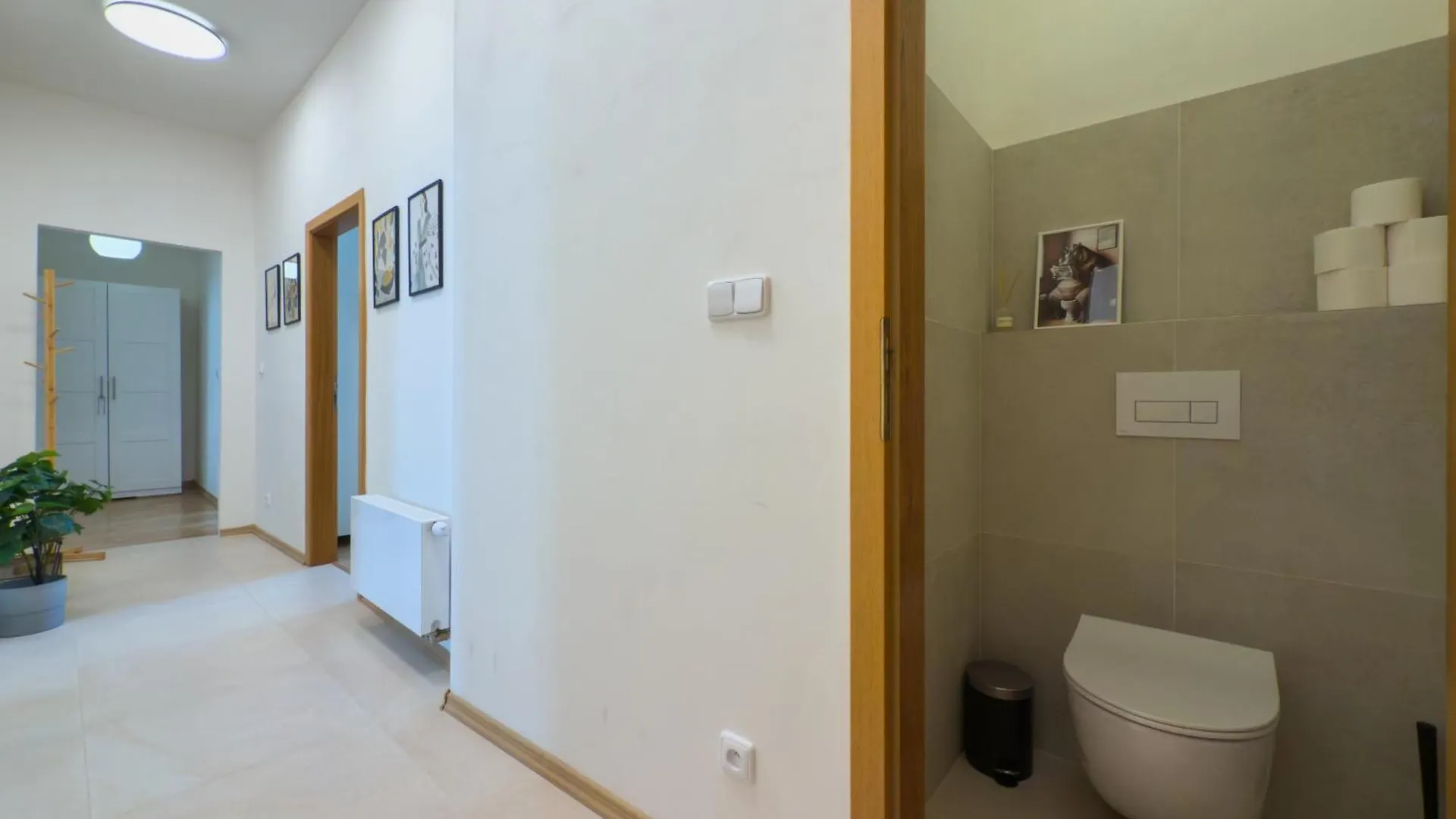 100M2 Wenceslas Comfort, 3Bdr With Netflix Prag 0*,