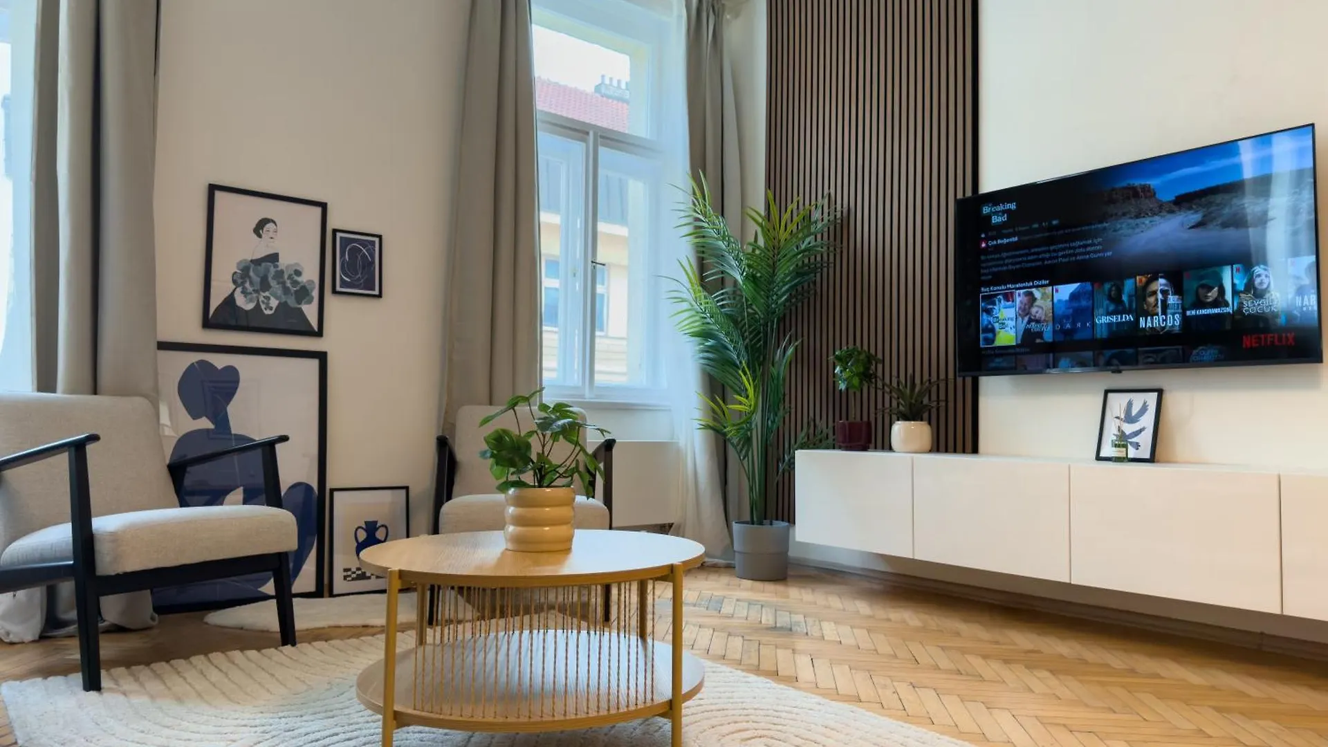 100M2 Wenceslas Comfort, 3Bdr With Netflix Prag Lejlighed